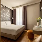 Πανσιόν Aramis Deluxe 4*