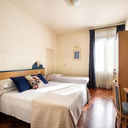 Aramis Deluxe 2* Firenze